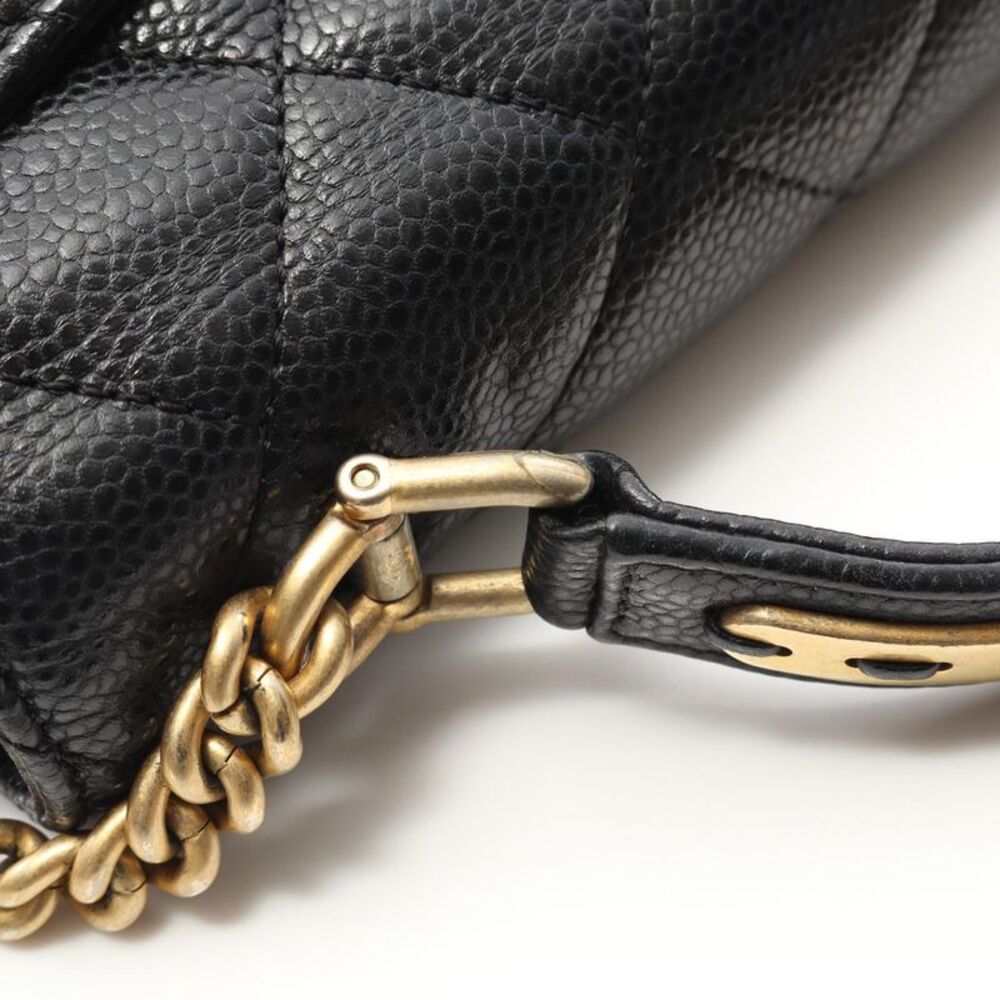 Chanel Matelasse Leather Shoulder Bag - Picture 8 of 9